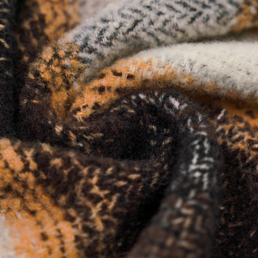 ขนสัตว์ 40%, โพลีเอสเตอร์ 60%, 540G/M, สีดำและสีขาว, ผ้าทวีดวงกลม, ML-8021071